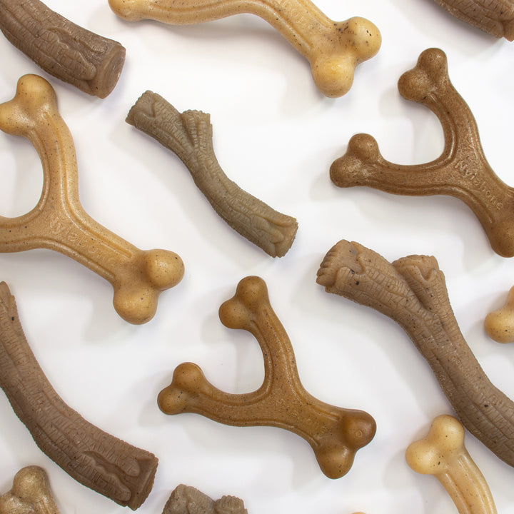 Nylabone Strong Chew Gourmet Style Wishbone Dog Chew Toy Bacon Large (1 Count)